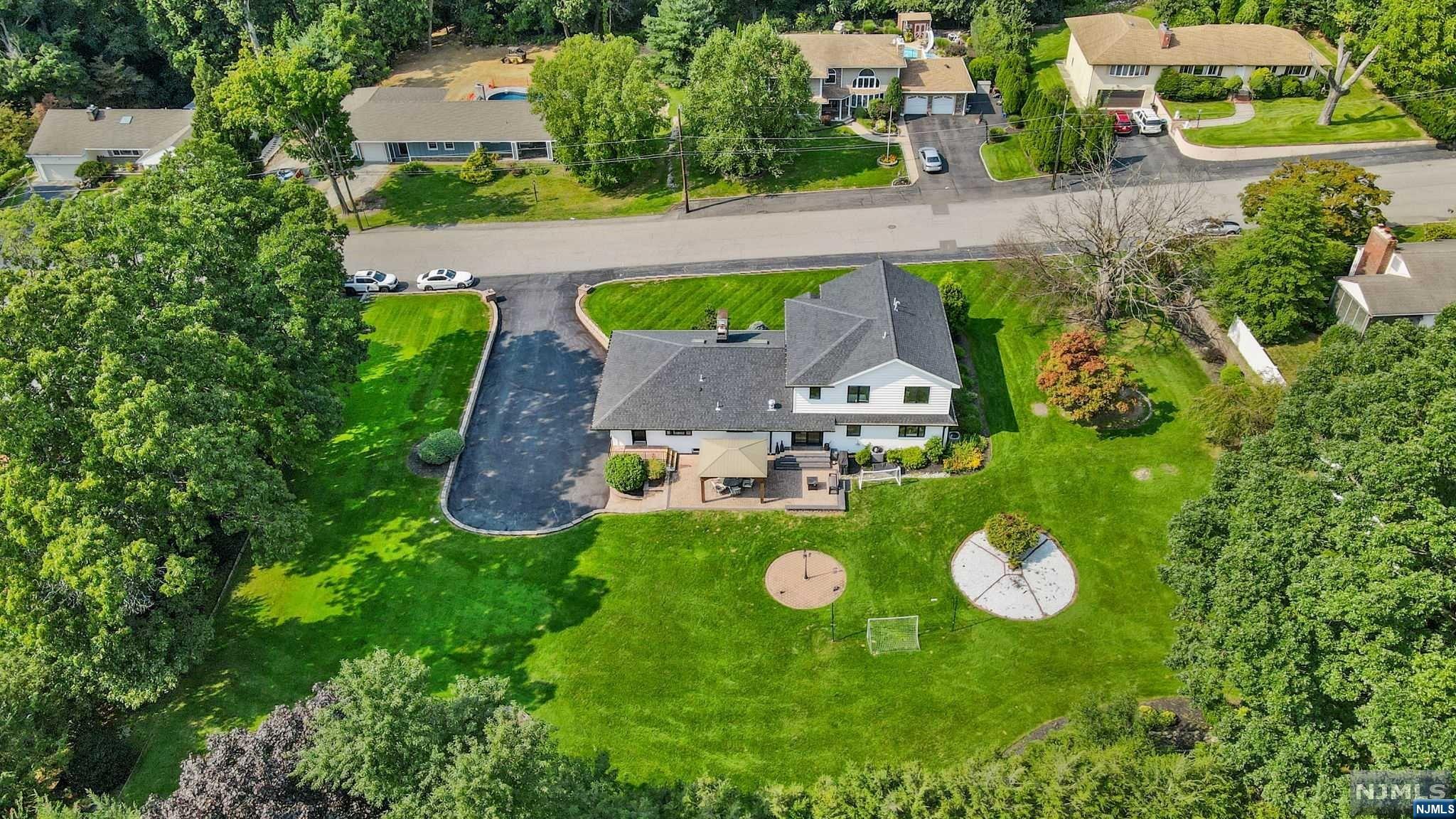 92 Surrey Drive