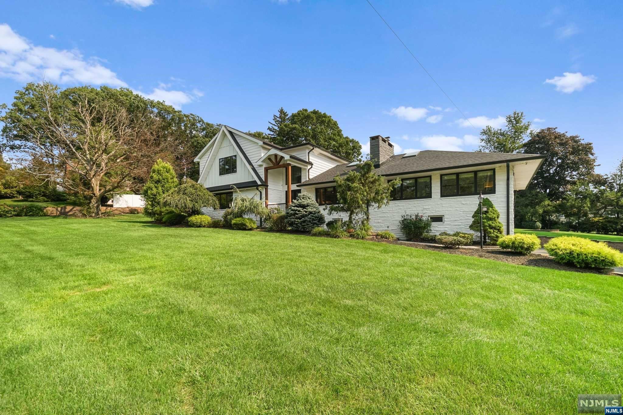 92 Surrey Drive