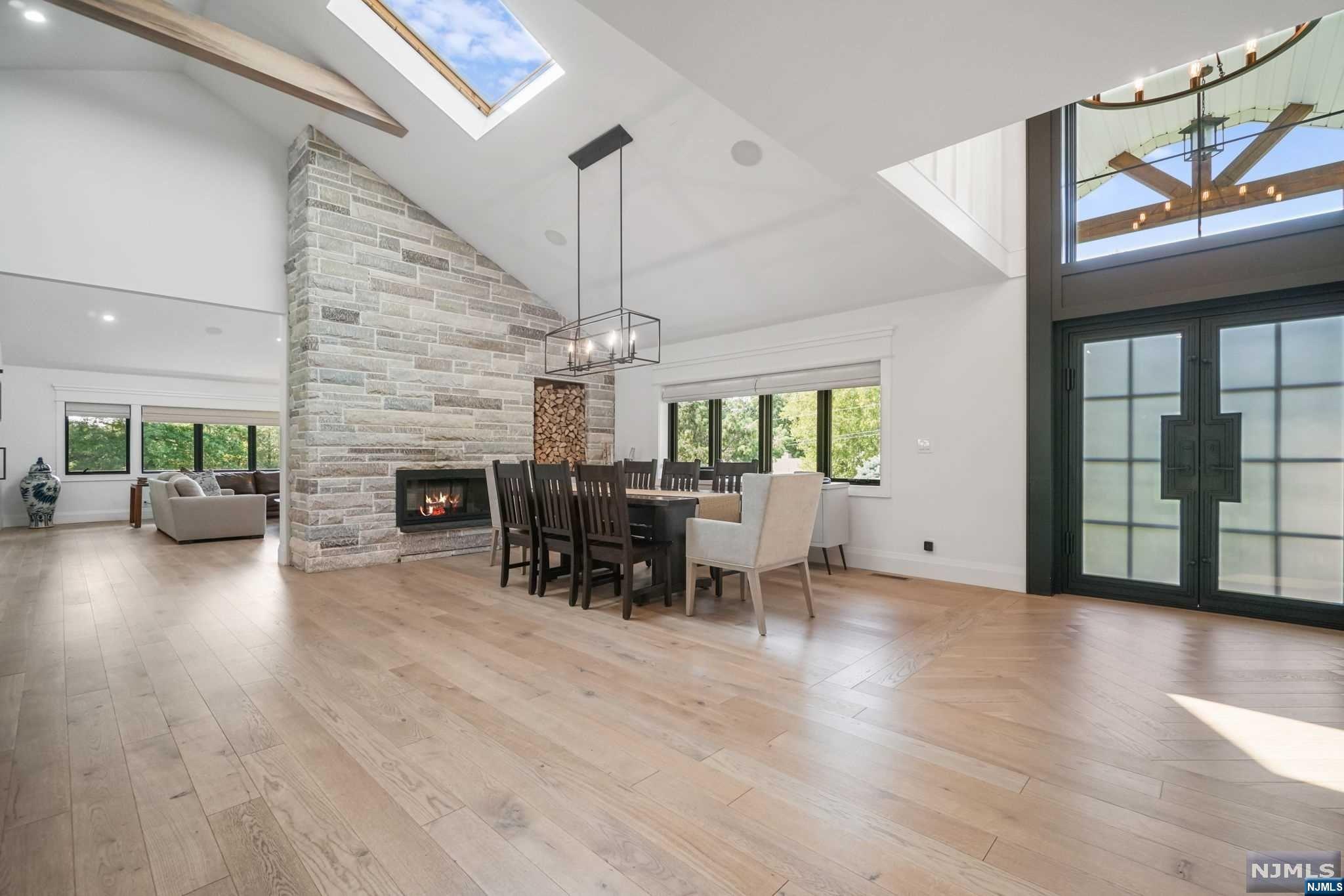 92 Surrey Drive