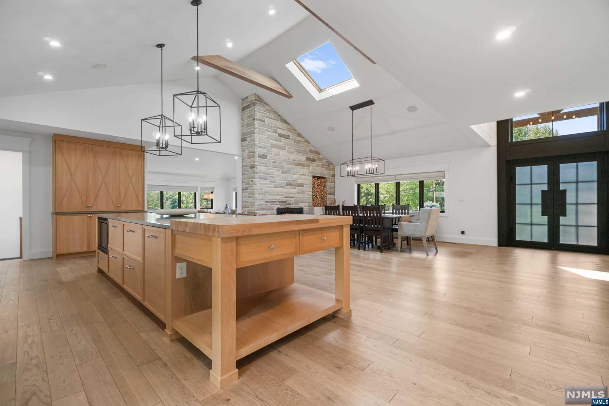92 Surrey Drive