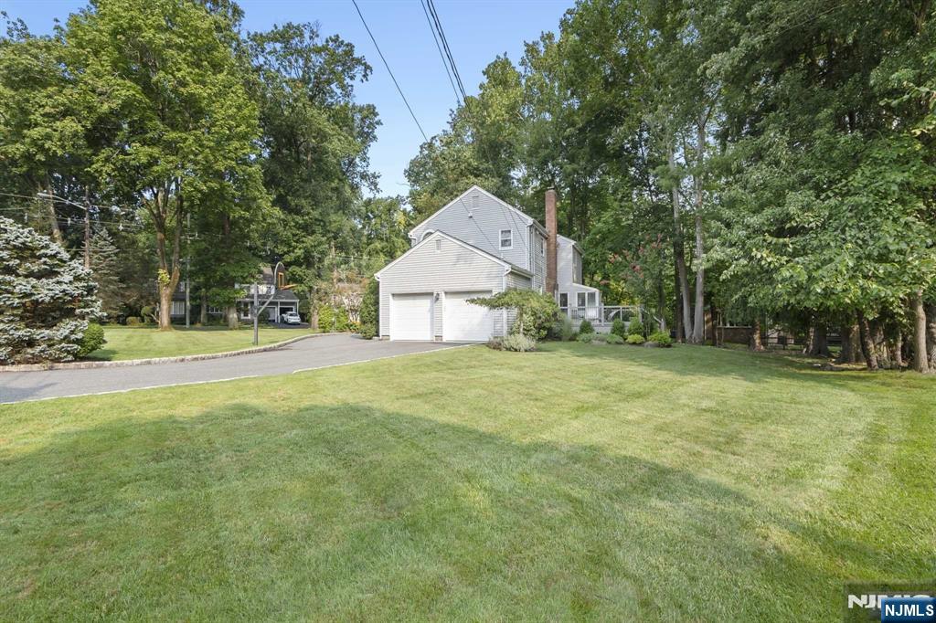 341 Maple Street
