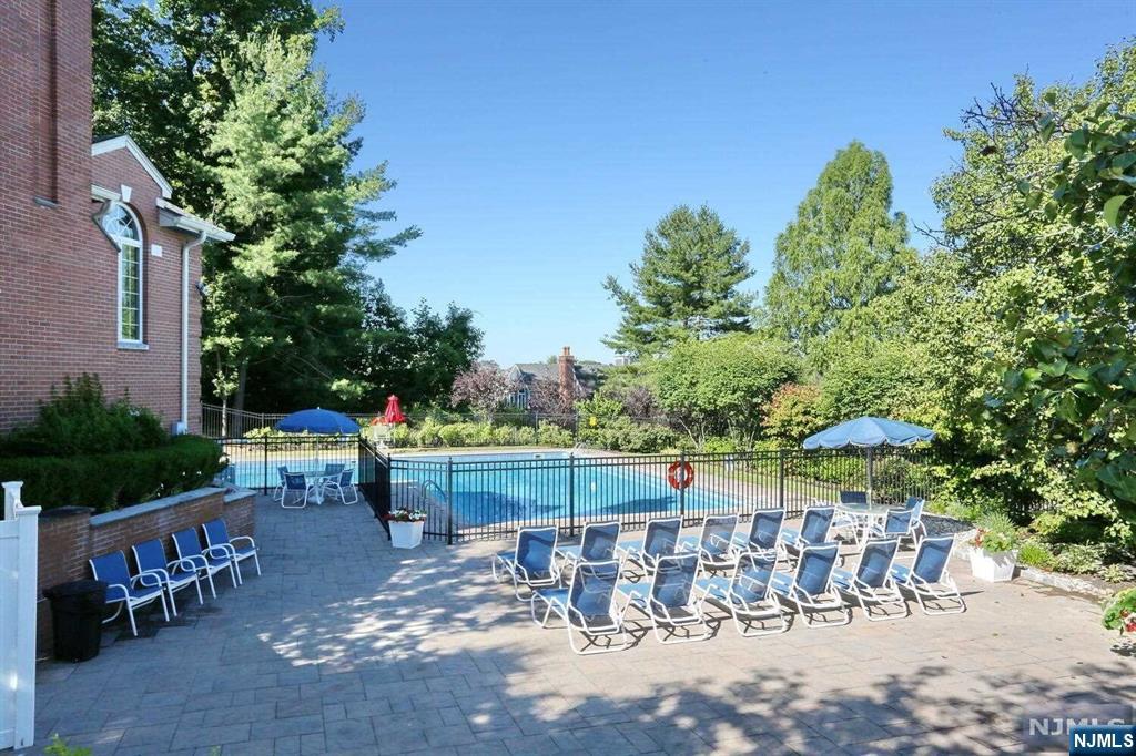 354 Cambridge Drive