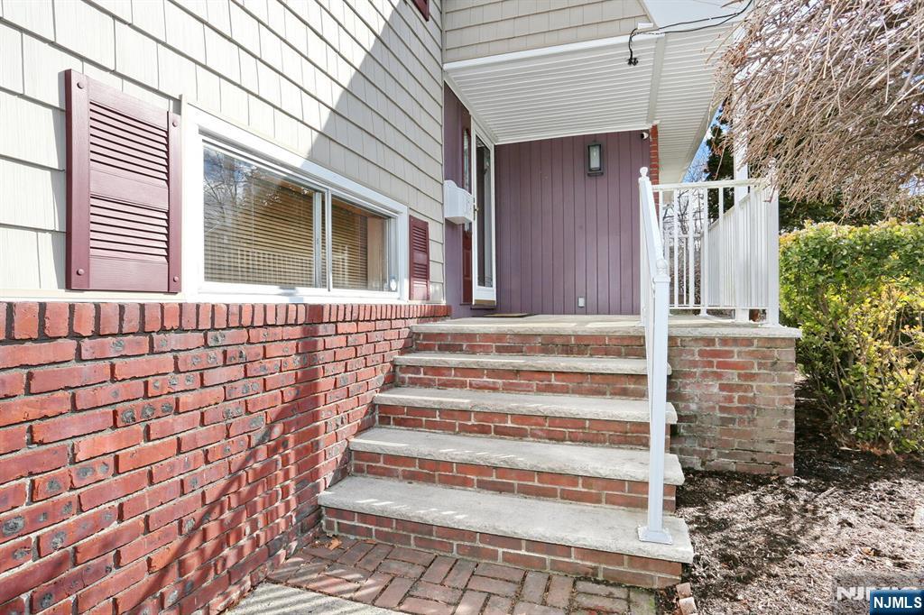 714 Village Road