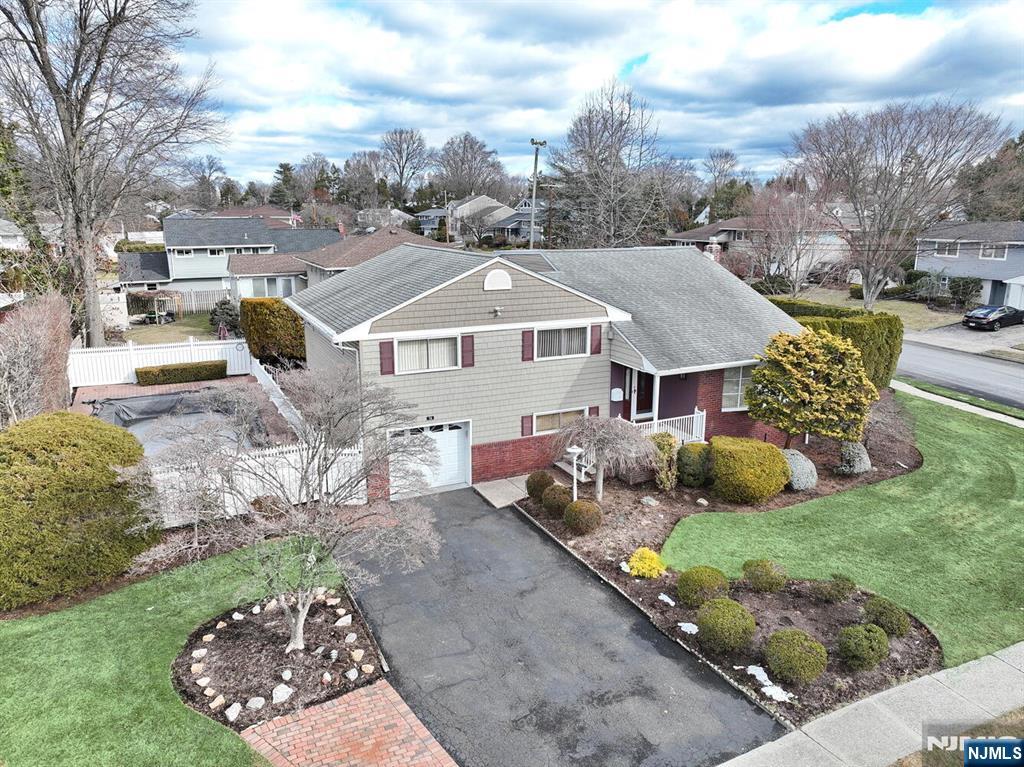 714 Village Road