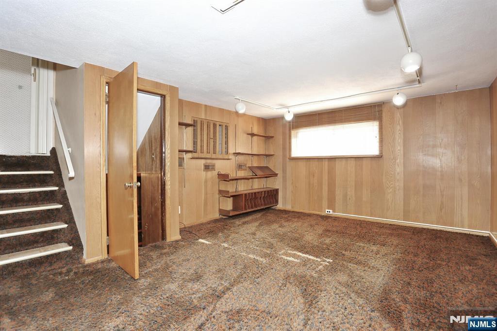 714 Village Road