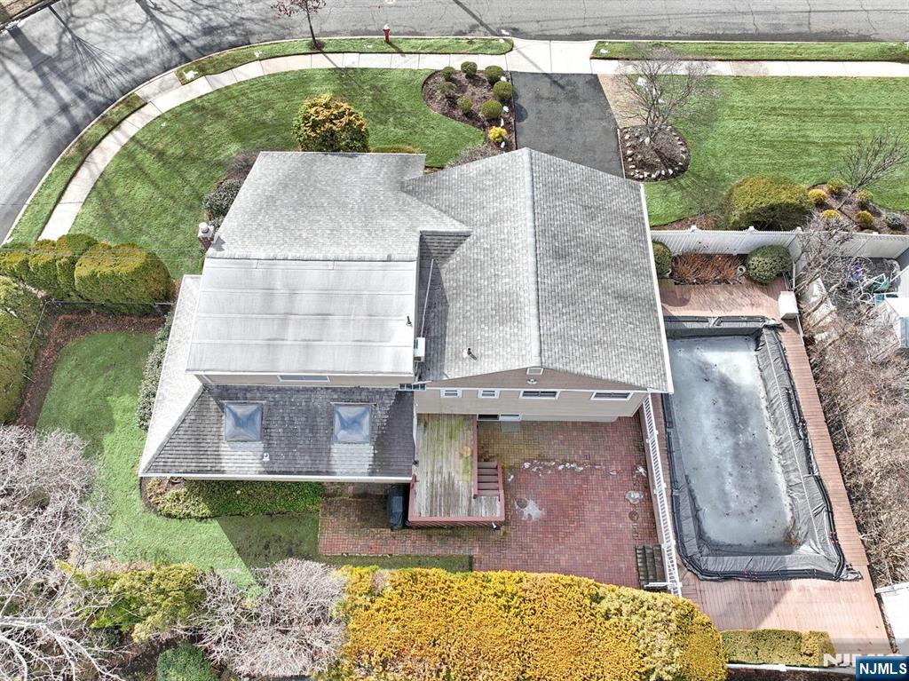 714 Village Road