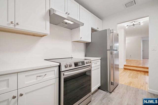27 W Clinton Avenue 1M