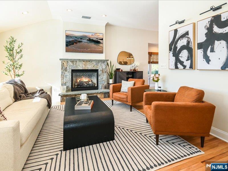 776 Schaefer Avenue