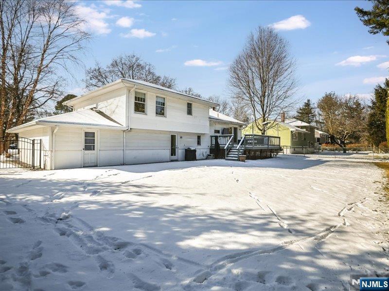 776 Schaefer Avenue