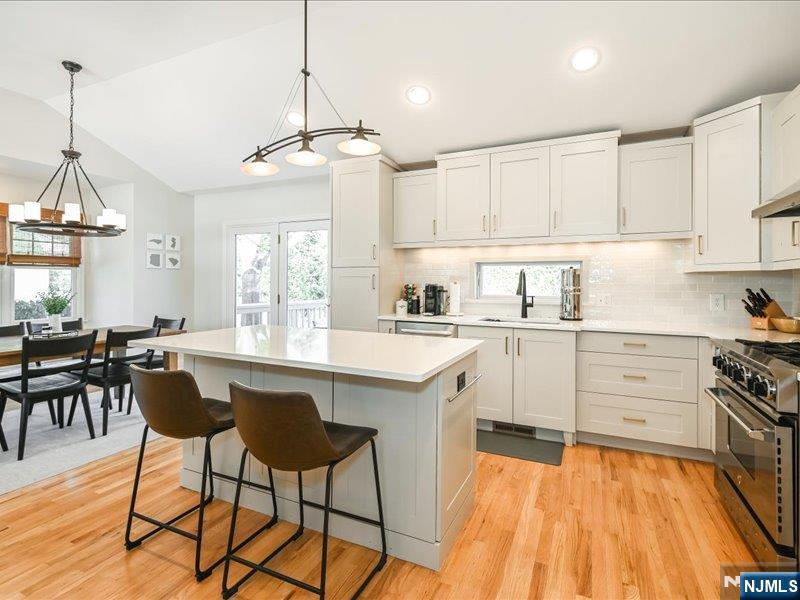 776 Schaefer Avenue