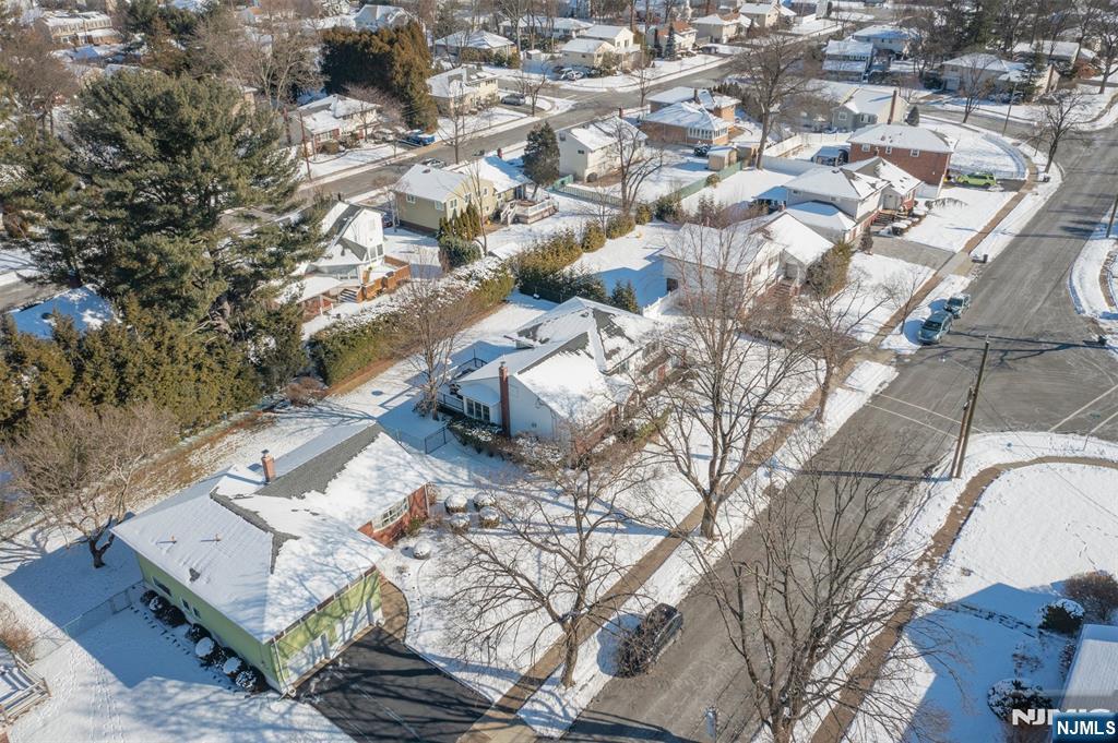 776 Schaefer Avenue