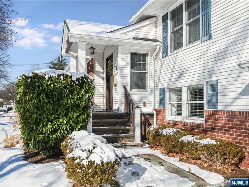 776 Schaefer Avenue