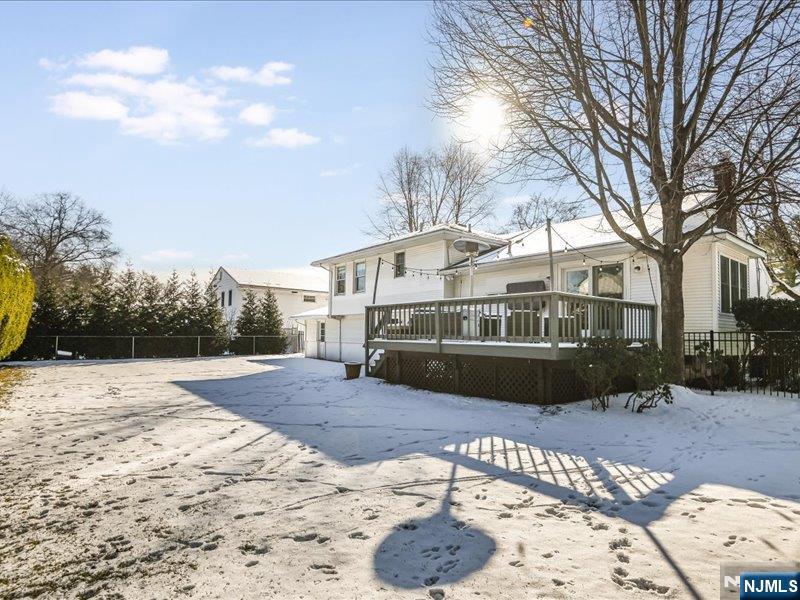 776 Schaefer Avenue
