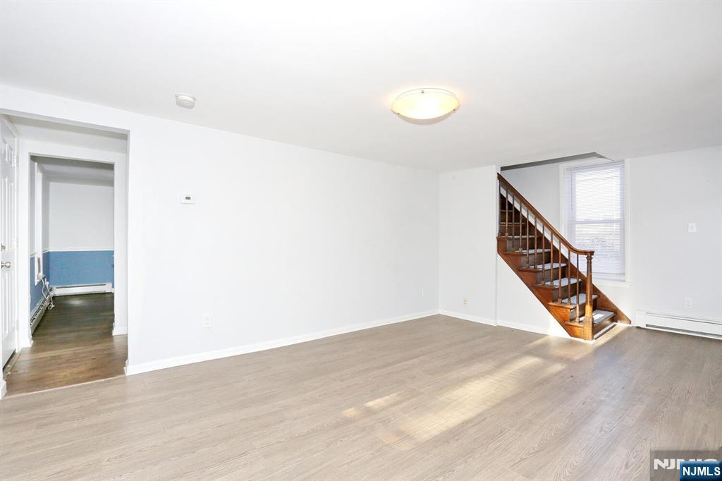109 Brakeshoe Place