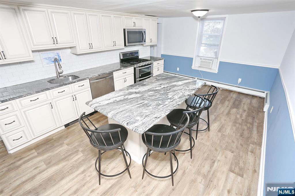 109 Brakeshoe Place