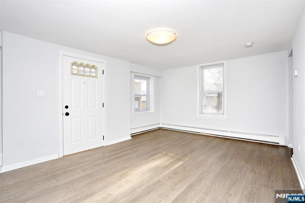 109 Brakeshoe Place
