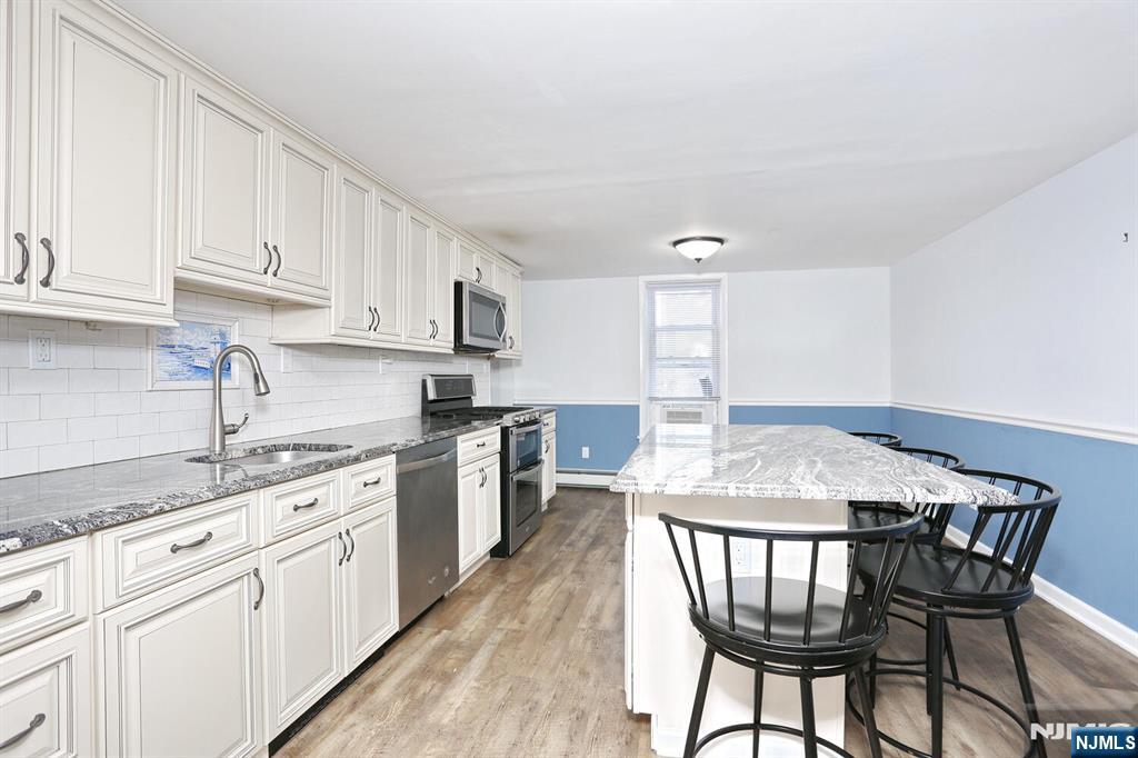 109 Brakeshoe Place