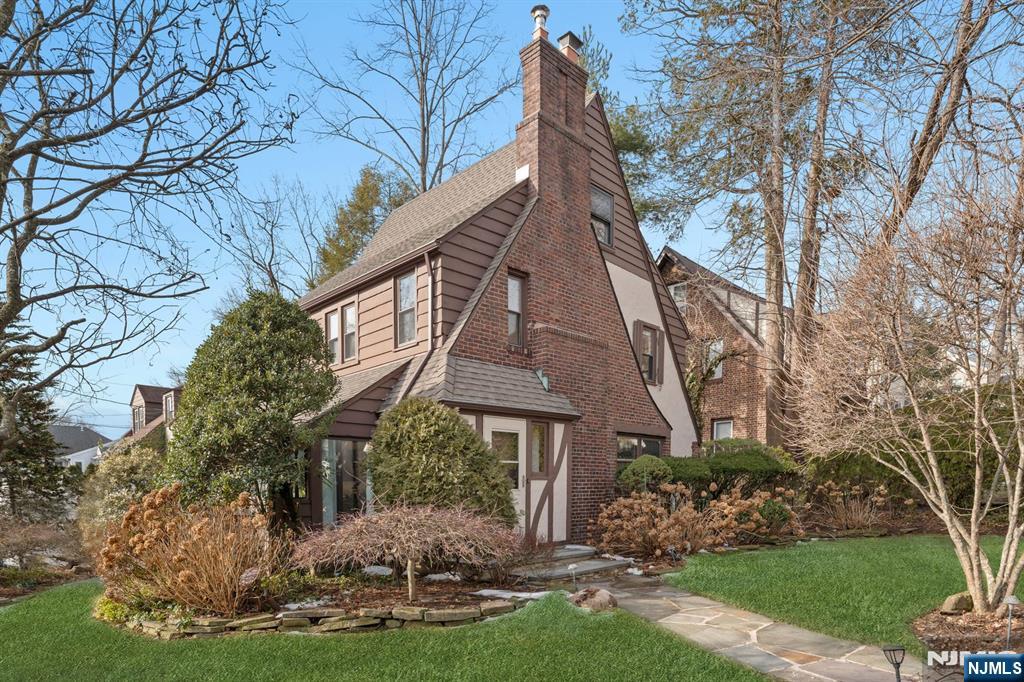 130 Columbus Drive