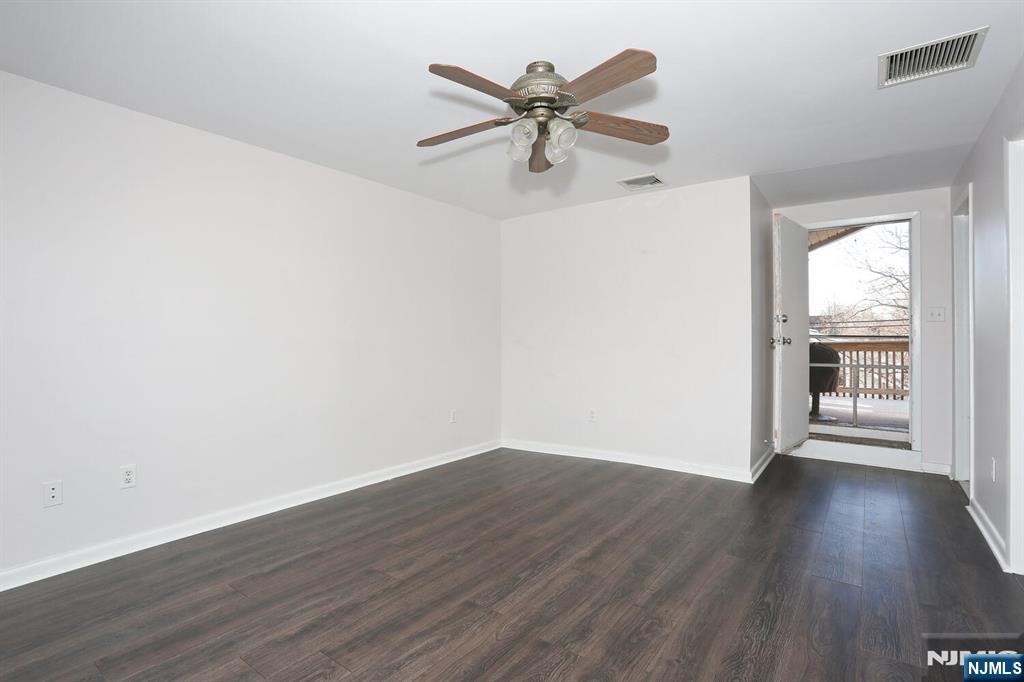 133 Center Street G7