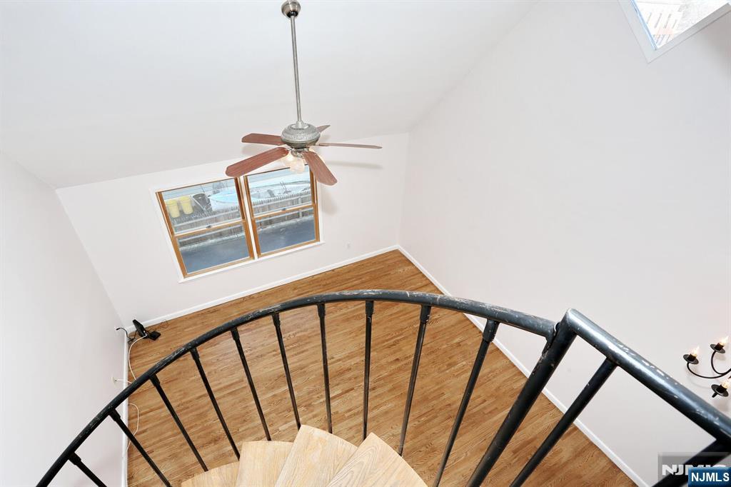 133 Center Street G7