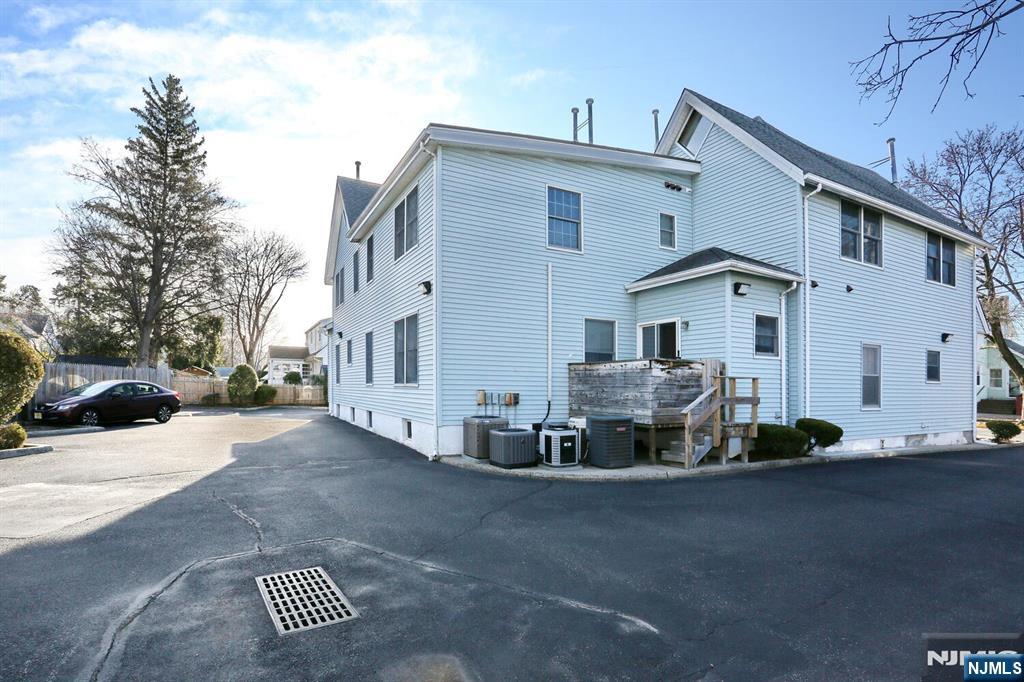 133 Center Street G7
