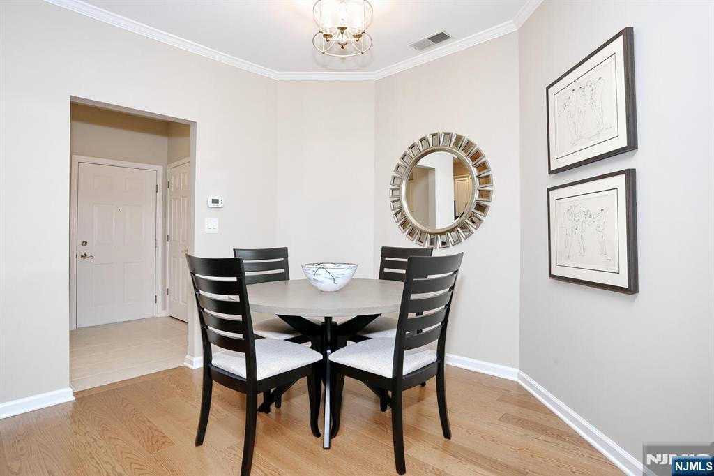 100 Ridgewood Road 105