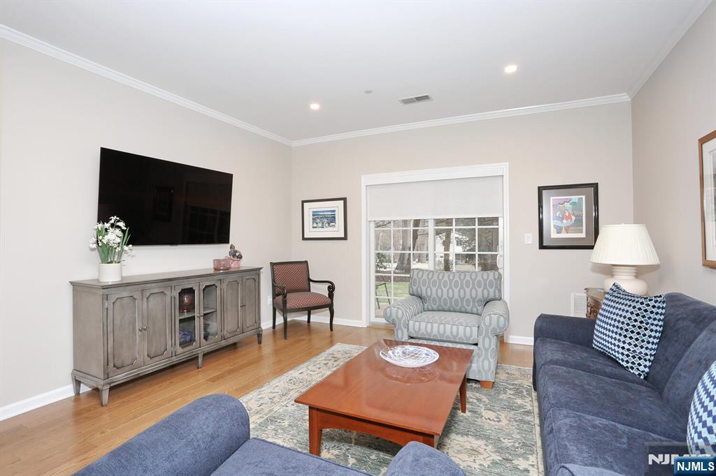 100 Ridgewood Road 105