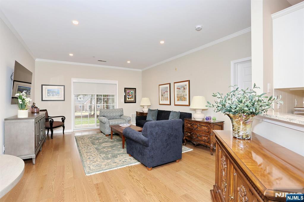 100 Ridgewood Road 105