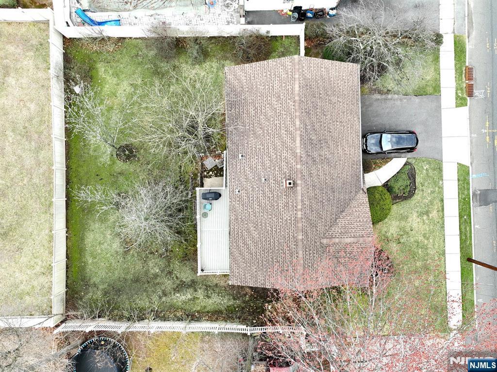 213 Lincoln Boulevard