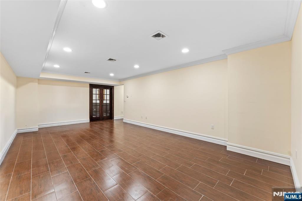 21 Glenwood Road