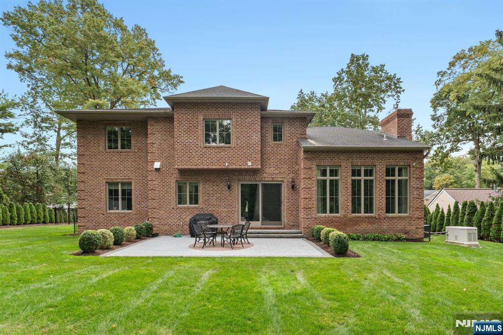 21 Glenwood Road