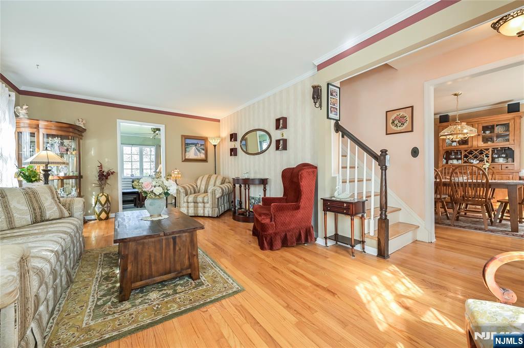 94 Hillcrest Drive