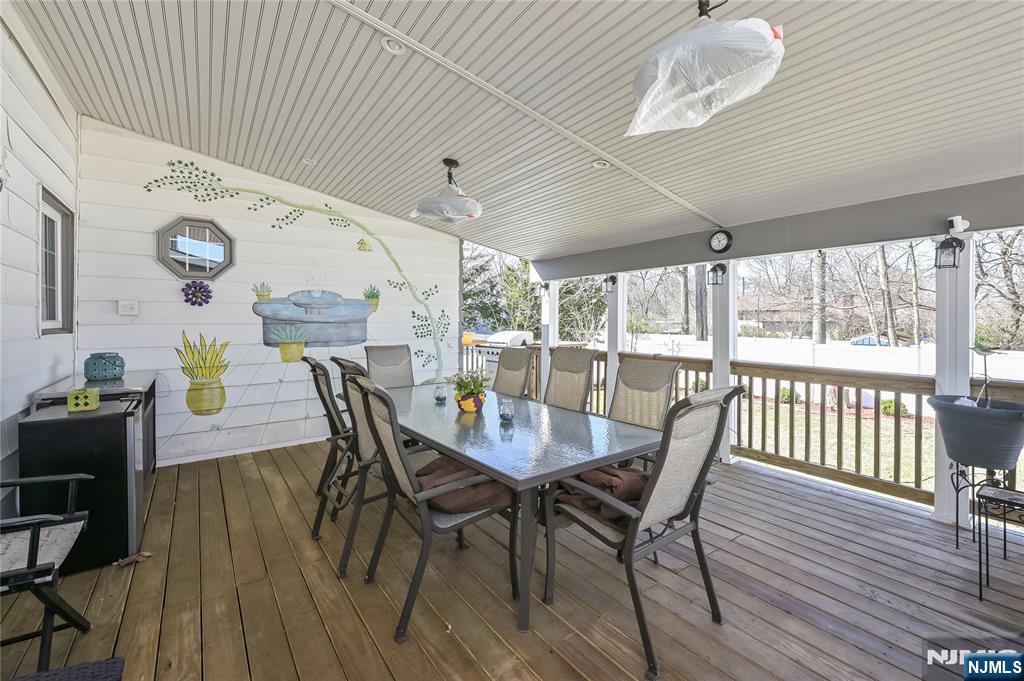 94 Hillcrest Drive