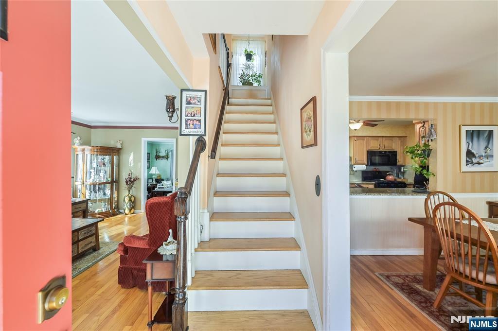 94 Hillcrest Drive
