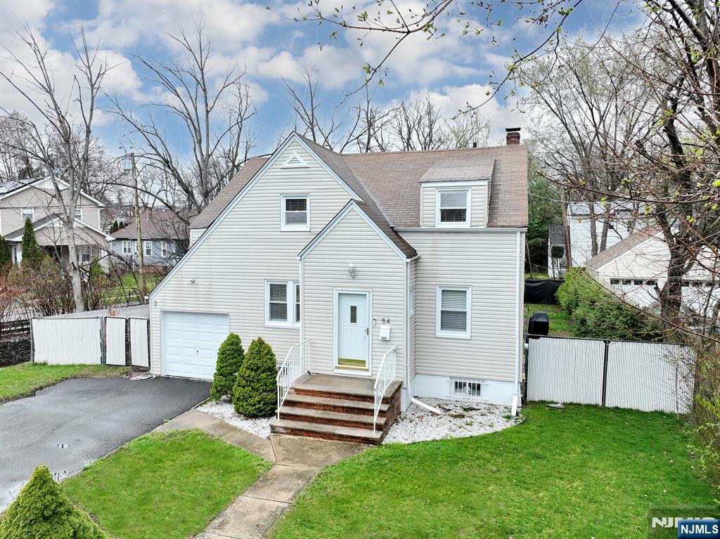 54 New York Avenue