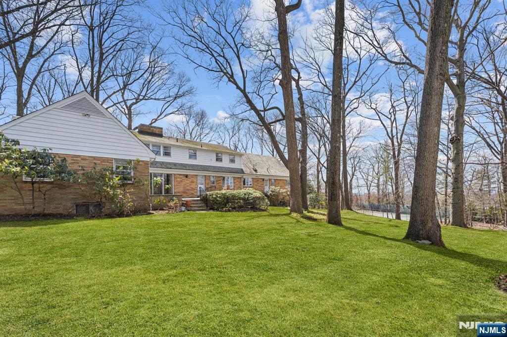 23 Stonybrook Road