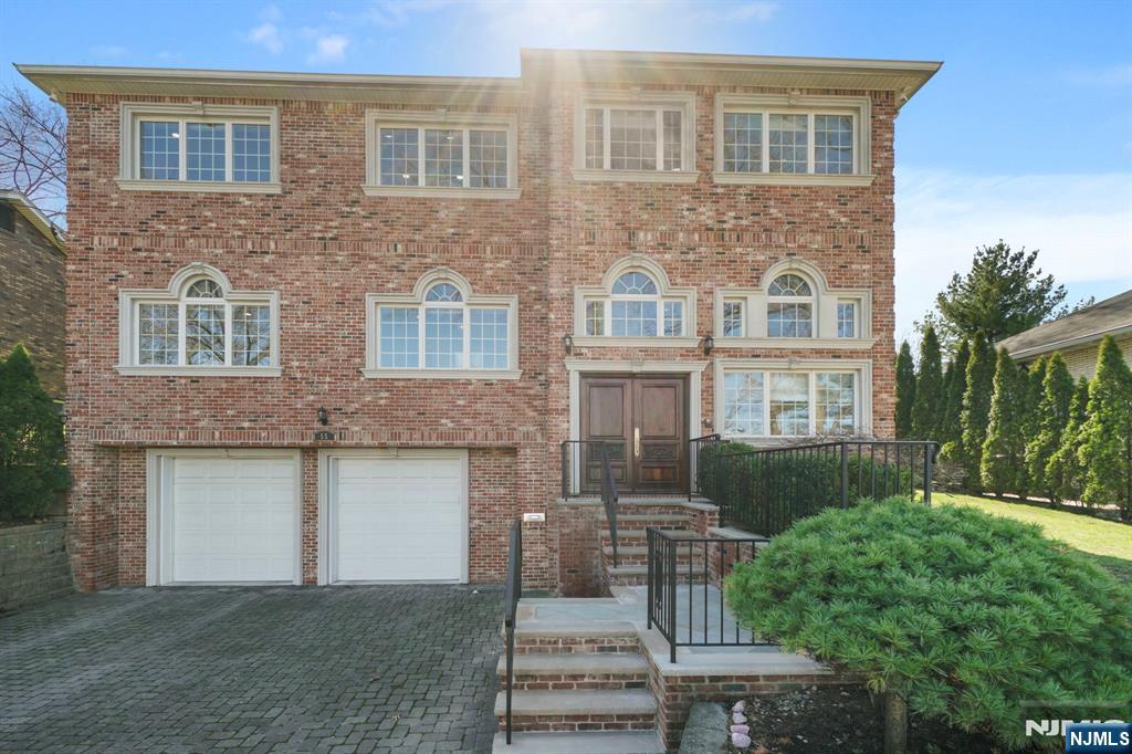 55 Anderson Avenue