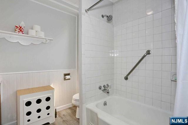 15 Maple Street 2