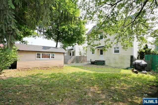 15 Maple Street 2