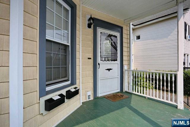 15 Maple Street 2