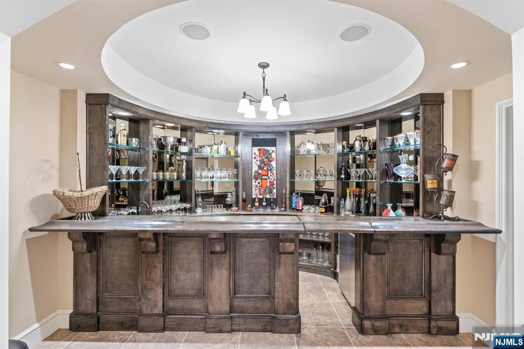 915 Closter Dock Road