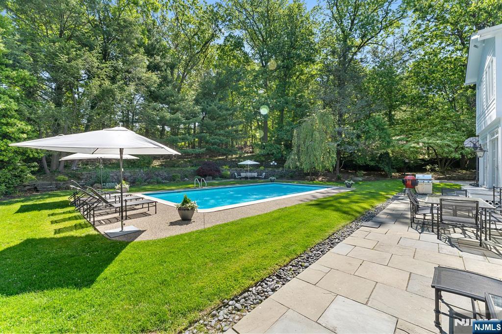35 Mayflower Drive