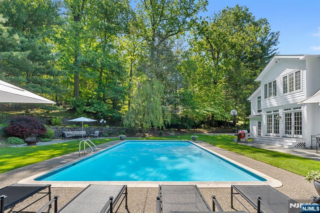35 Mayflower Drive