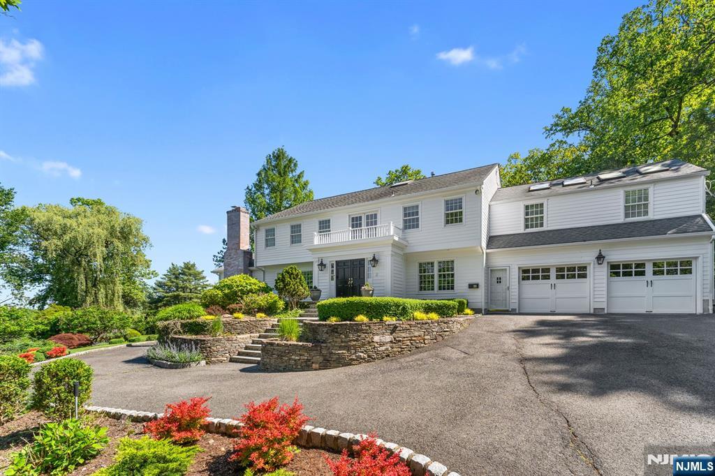 35 Mayflower Drive