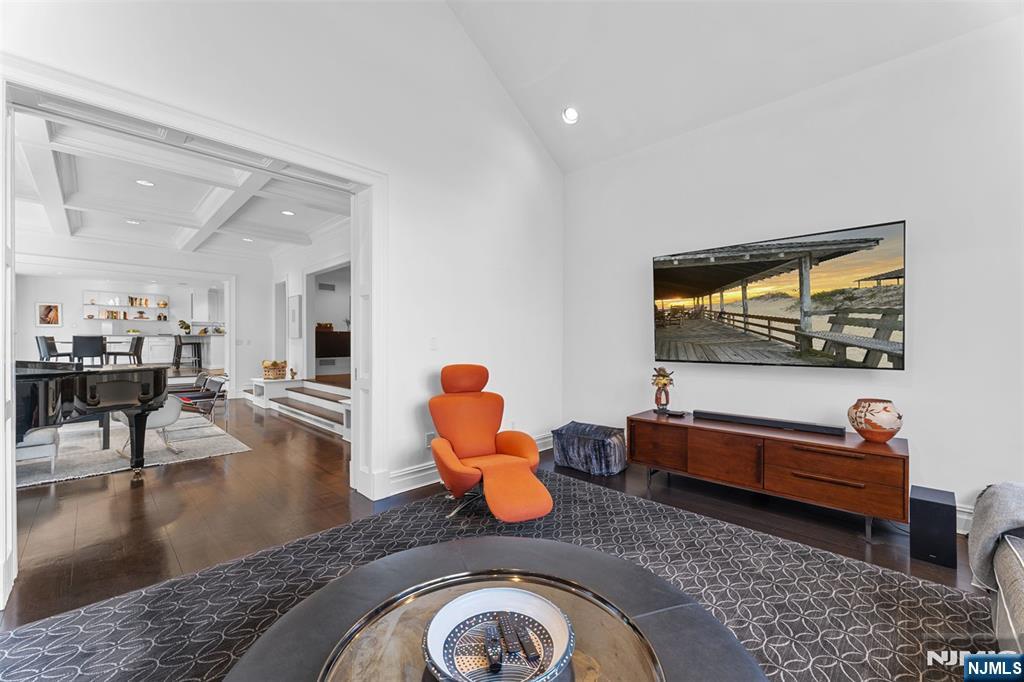35 Mayflower Drive