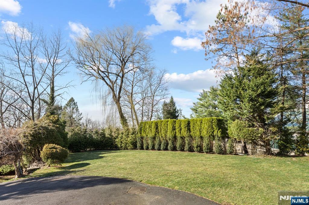 35 Mayflower Drive
