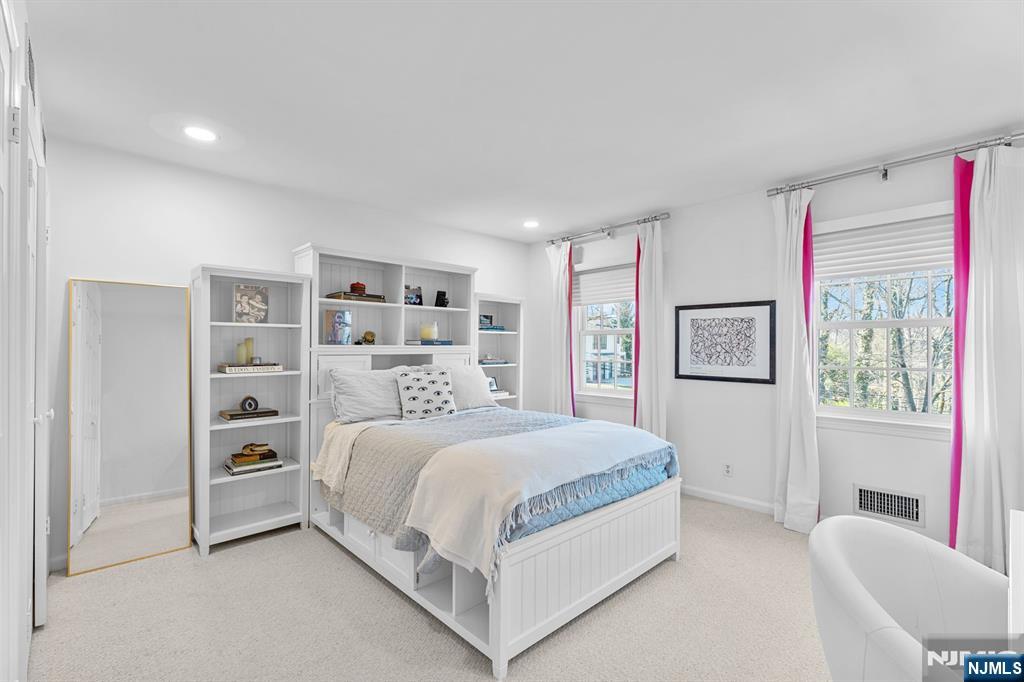 35 Mayflower Drive