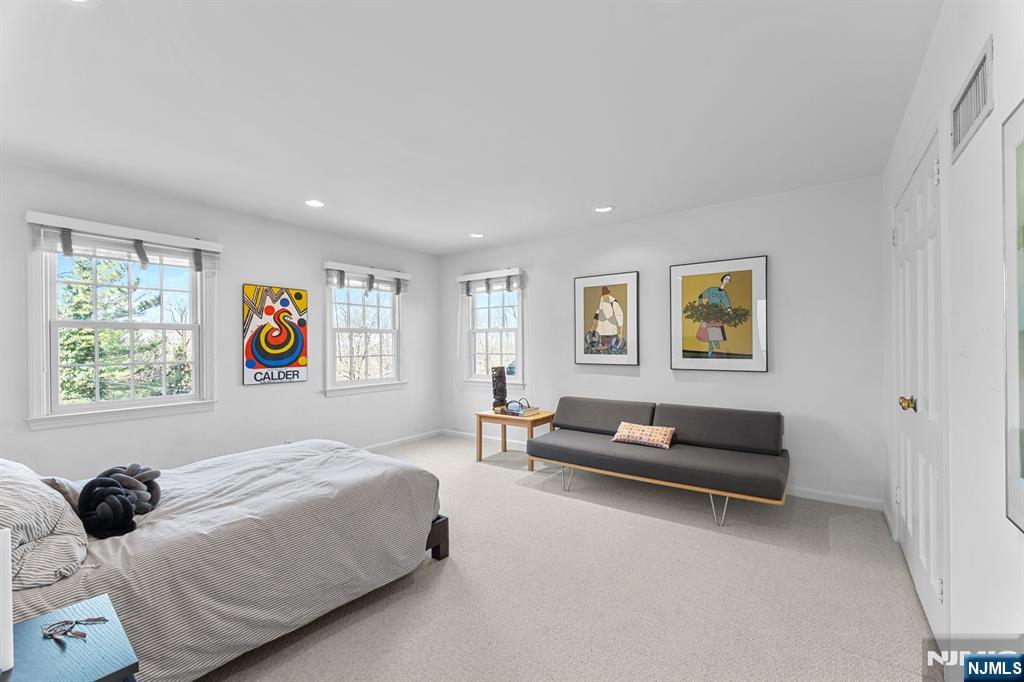 35 Mayflower Drive