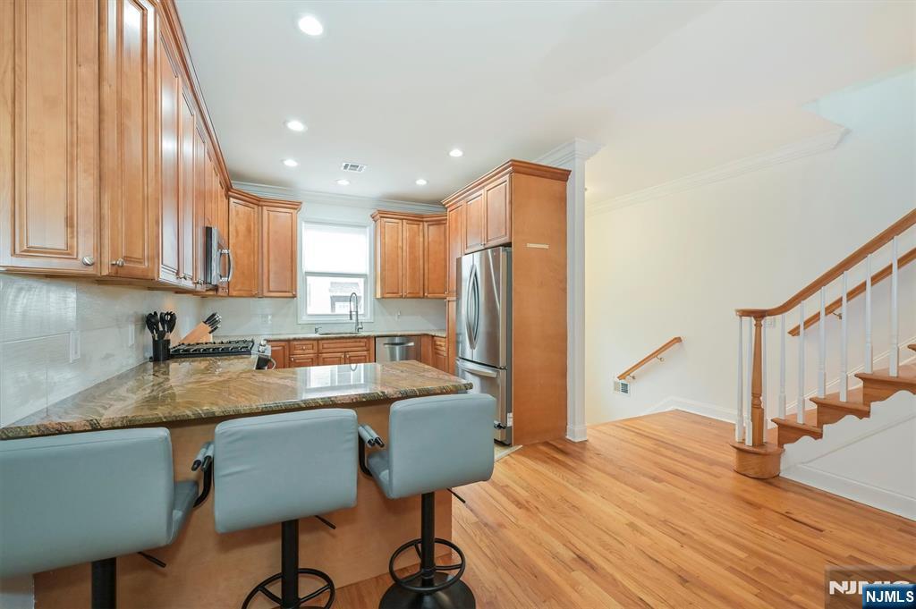 6 Doris Lane