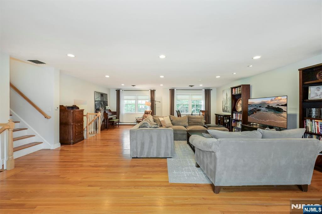 113 Merritt Drive
